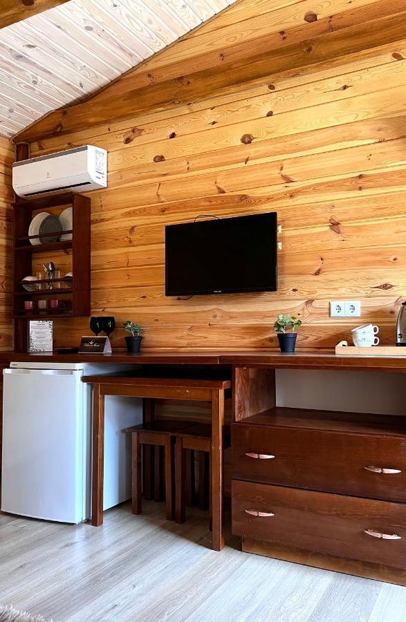 Отель Edelweiss House Свитязь Экстерьер фото